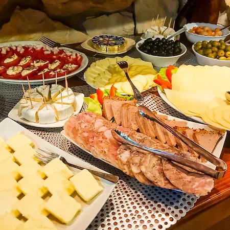 Monia Nocleg ze śniadaniem
