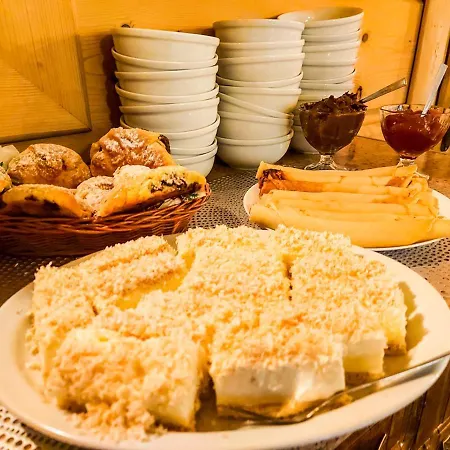 Monia Bed & Breakfast