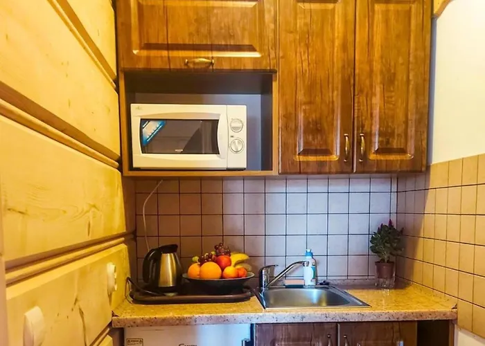 B&B Monia 자코파네